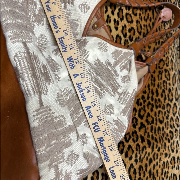 Lucky Brand Shoulder Bag - Picture 5 of 10